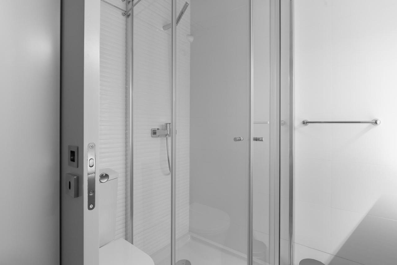 Charming Luxurious Flat With Garage By Host Wise Apartamento Porto Exterior foto